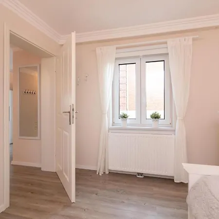 Holiday home Lindenstrasse 10- 1