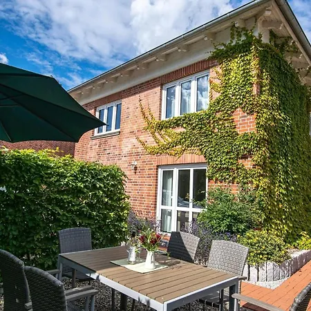 Holiday home Lindenstrasse 10- 1 *